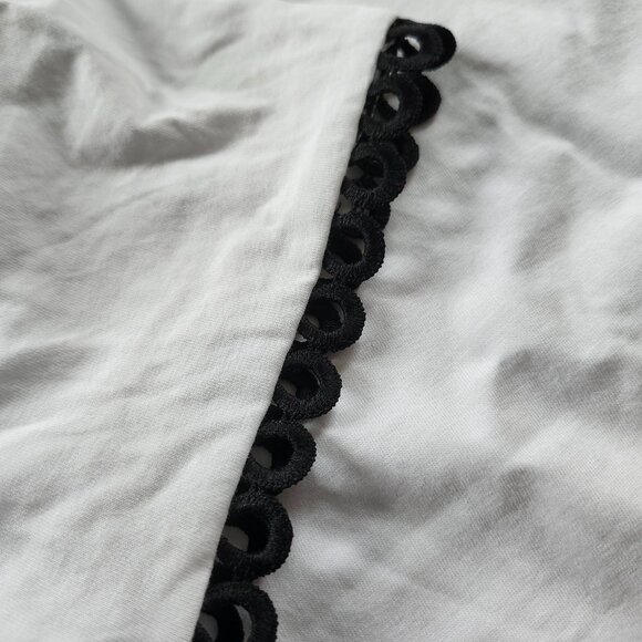 3/$15 SALE!!! 😎 Zara t-shirt - Picture 2 of 2